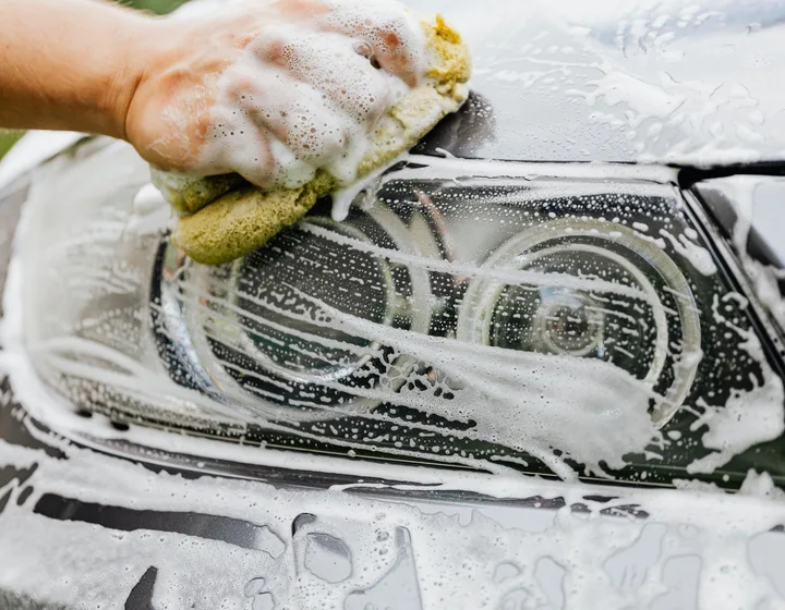 Čištění a detailing vozidla